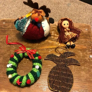 4 Pieces Lot Christmas ornaments